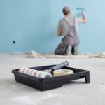 ZESTAW MALARSKI 25cm SYNTEX (wałek syntex 25cm, uchwyt 25cm/8mm, kuweta 32/34cm, pędzel 50mm, taśma) - obrazek 2