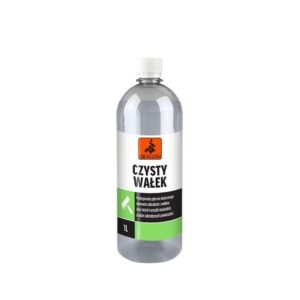 One-liter bottle of Dragon brand cleaning liquid labeled Czysty Walek, with a white label and green accent.